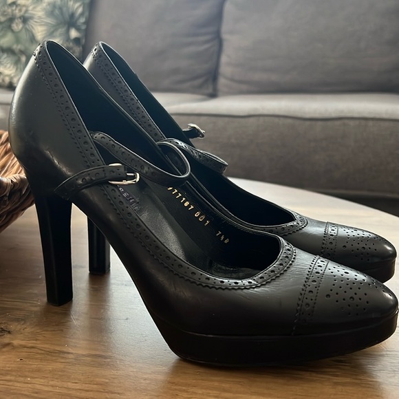 COPY - Ralph Lauren Collection heels. - Picture 2 of 4